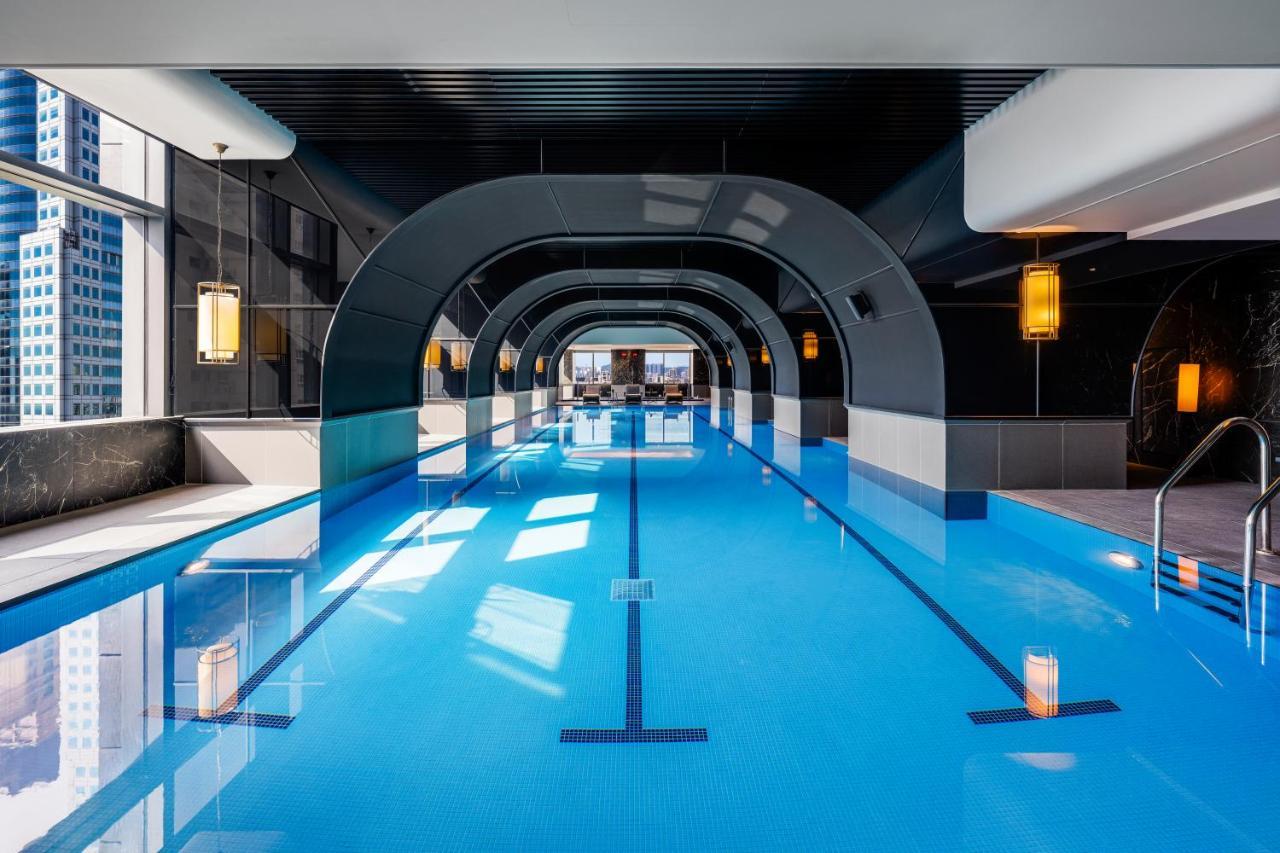 Intercontinental Kaohsiung By Ihg Hotel Ngoại thất bức ảnh The pool at the Mandarin Oriental, Munich