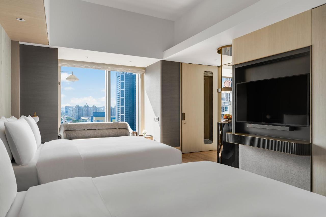 Intercontinental Kaohsiung By Ihg Hotel Ngoại thất bức ảnh Deluxe Room