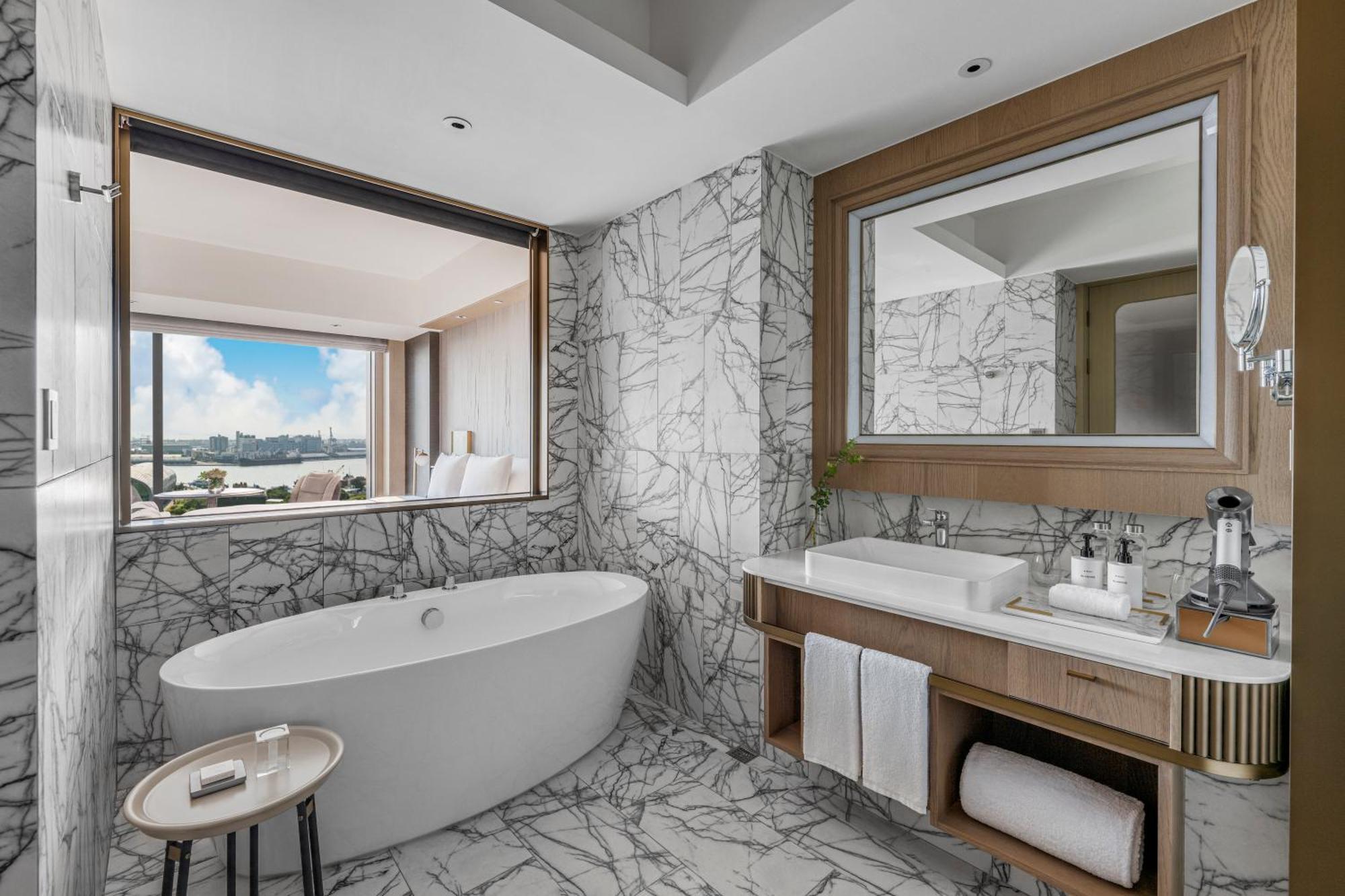 Intercontinental Kaohsiung By Ihg Hotel Phòng bức ảnh Bathroom